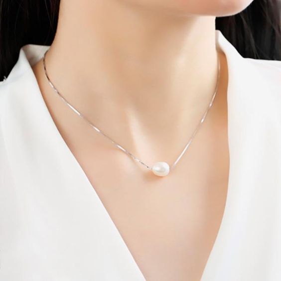 How to Pair a Necklace with Necklines